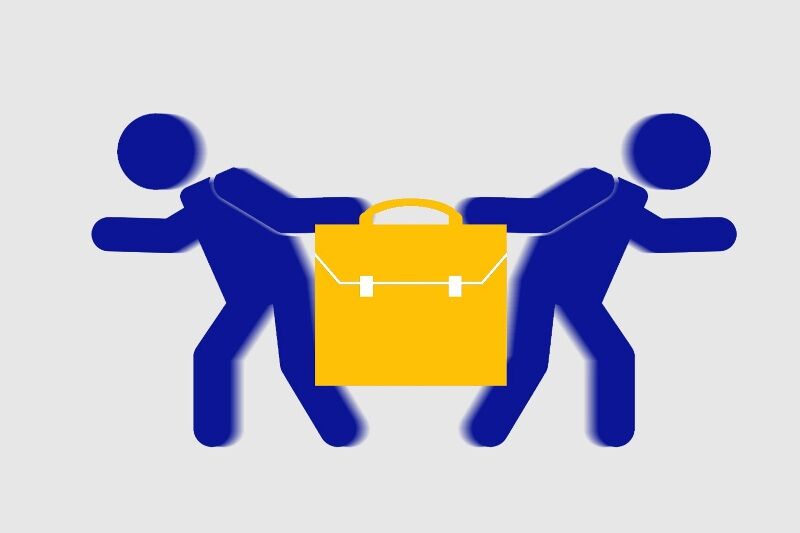 تعارض منافع توسعه بی ضابطه دستگاه سی تی اسکن و ام ار آی و تخت بیمارستانی نیست
