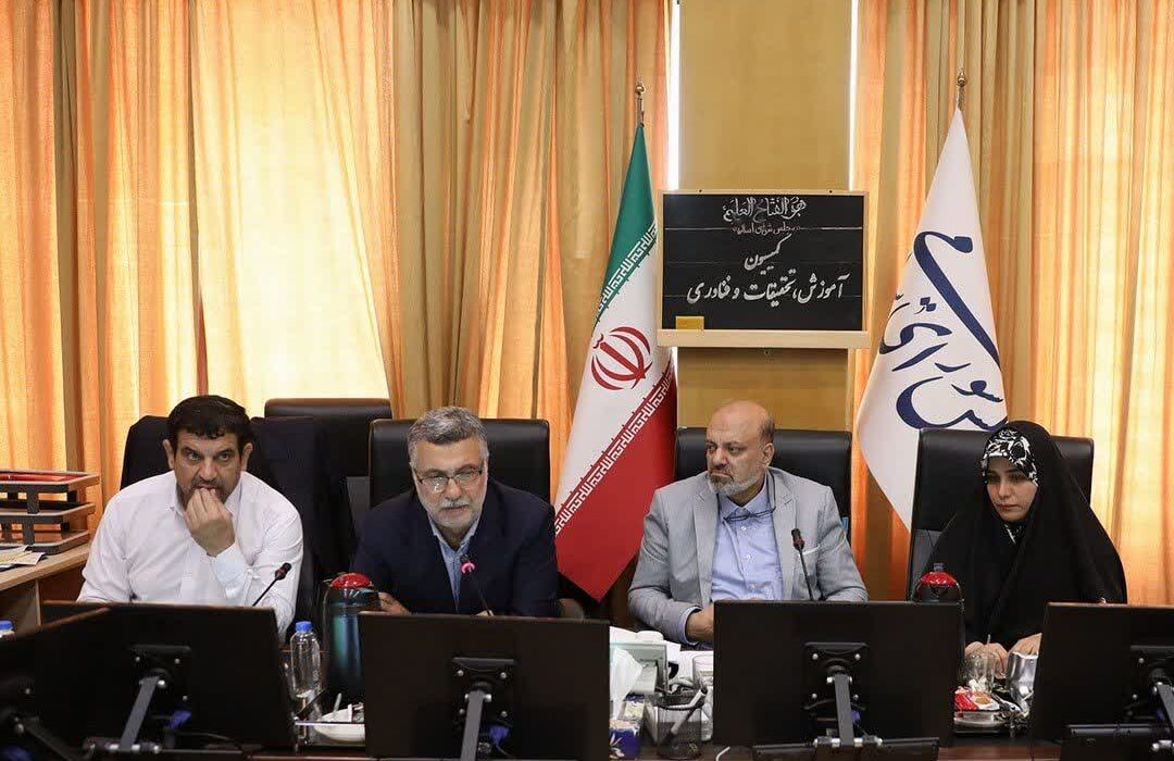 وزیر بهداشت پیشنهادی در جلسه با کمیسیون آموزش مجلس چه گفت؟