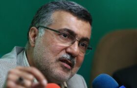 عده ای در وزارت بهداشت نمیگذارند قاب های سنتی شکسته شود.