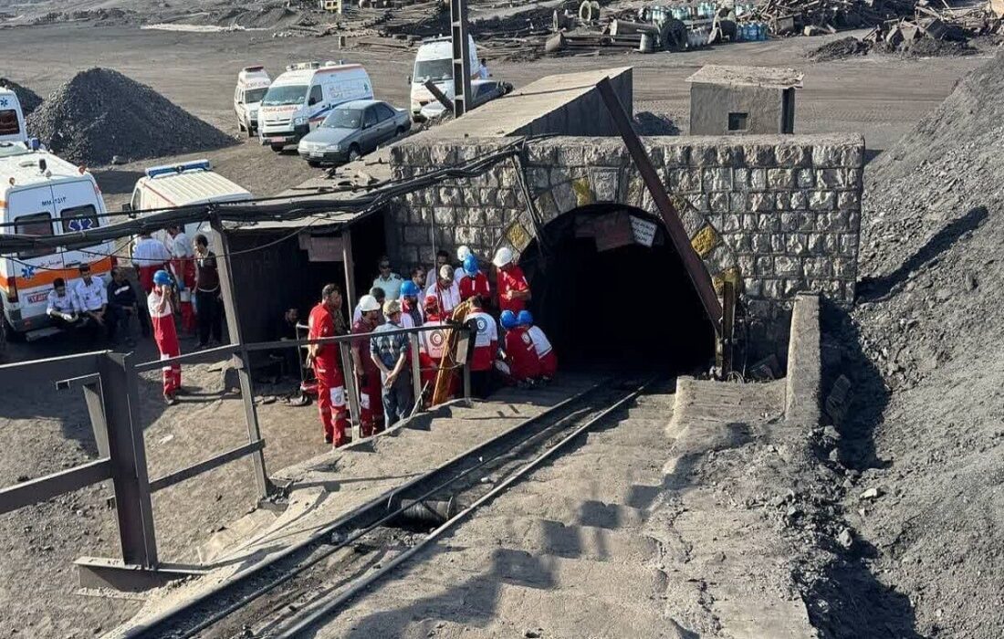 تعداد جان‌باختگان حادثه معدن طبس به ۵۲ نفر رسید